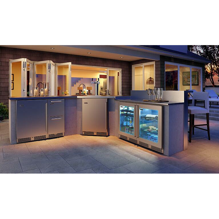 Perlick 24" C-Series Beverage Center w/ Fully Integrated Solid Door, 5.2 cu. ft. Capacity, Energy Saver - HC24BB-4-2