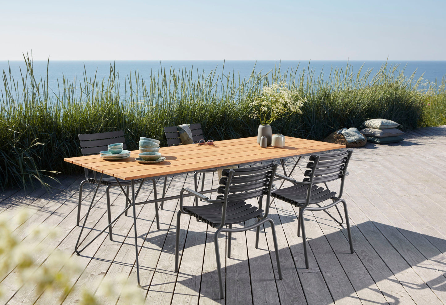 HOUE SKETCH Outdoor Dining Table