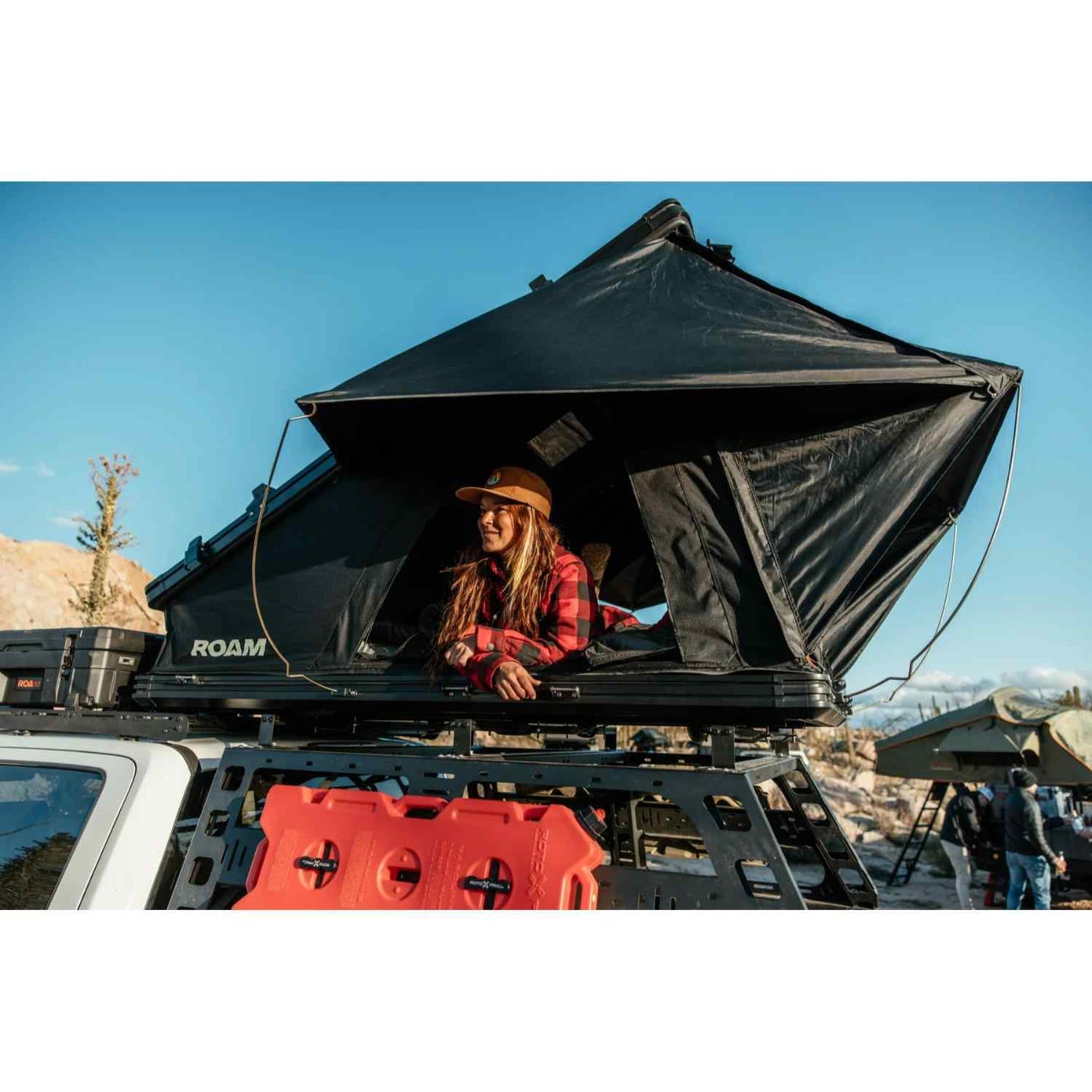 Roam Desperado Hardshell Rooftop Tent - ROAM-RTT-DSPRDO-SLATE-WB
