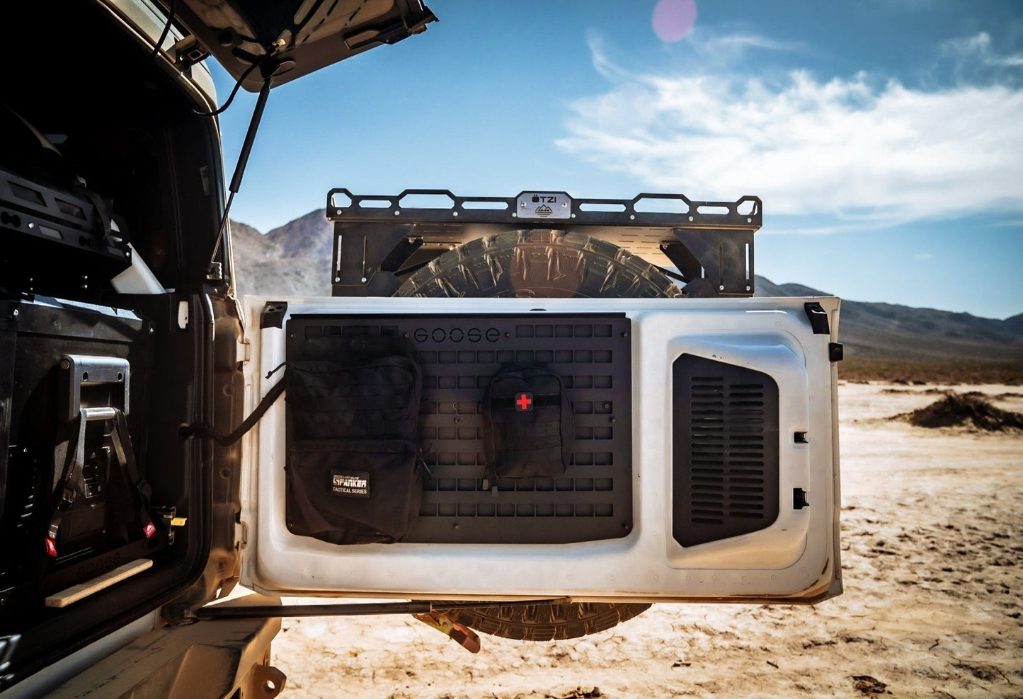 GOOSE GEAR Ford Bronco 2021-Present 6 Gen. Tailgate Molle Panel - 4684-GGR-SH